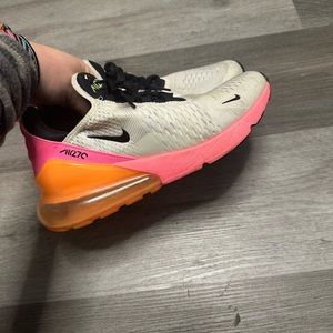 Women’s AirMax 270